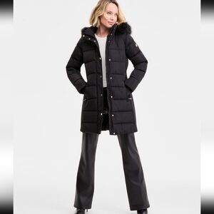 Michael Kors Puffer Hooded Coat In Black - Size Large